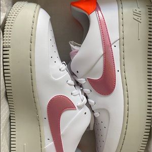 women’s af1 sage low